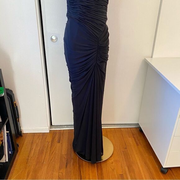 Tadashi Shoji Black Ruched Asymmetrical Floor Length Gown Size Medium - Picture 4 of 14